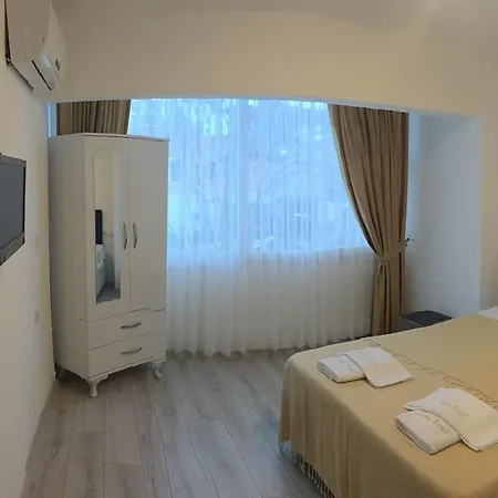 Aras Marina 2*