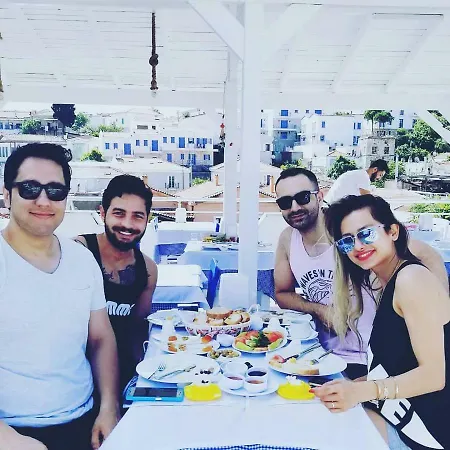 Aras Marina